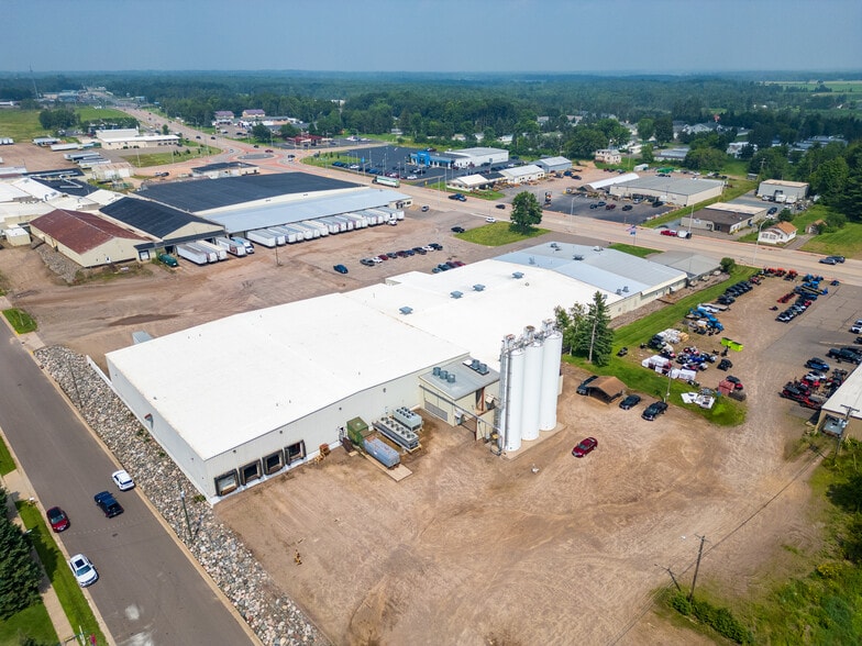 531 N 8th St, Medford, WI for sale - Building Photo - Image 3 of 15