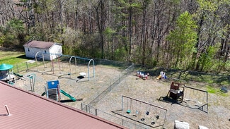 Plus de détails pour 259 Belvue Dr, Mount Airy, NC - Spécialité à vendre