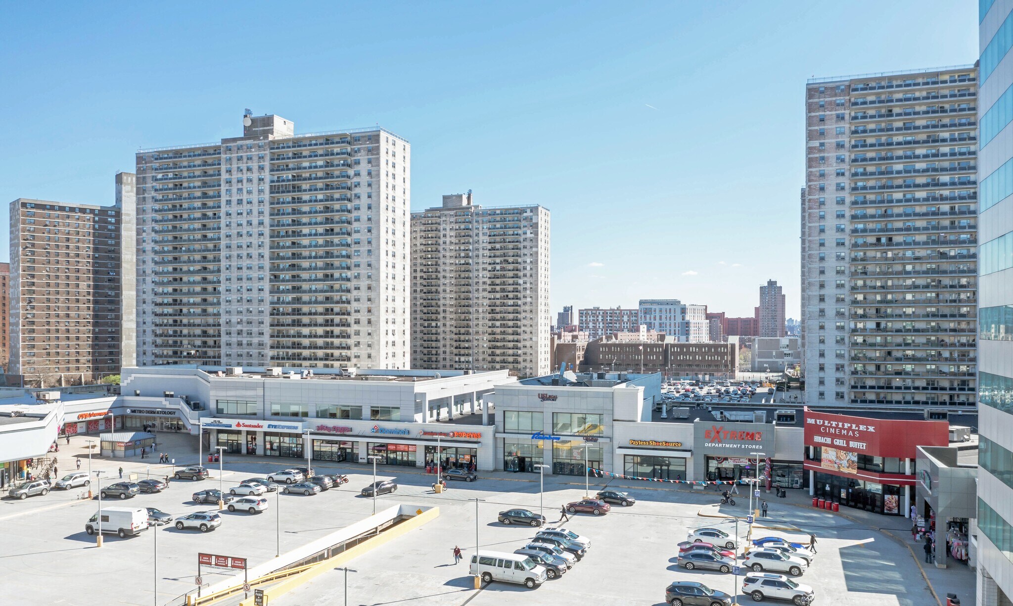 200-238 E 161st St, Bronx, NY à louer Photo du bâtiment- Image 1 de 6