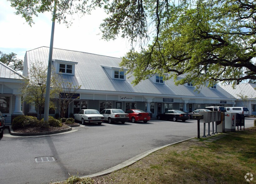 5725-C Oleander Dr, Wilmington, NC à louer - Photo du bâtiment - Image 2 de 7