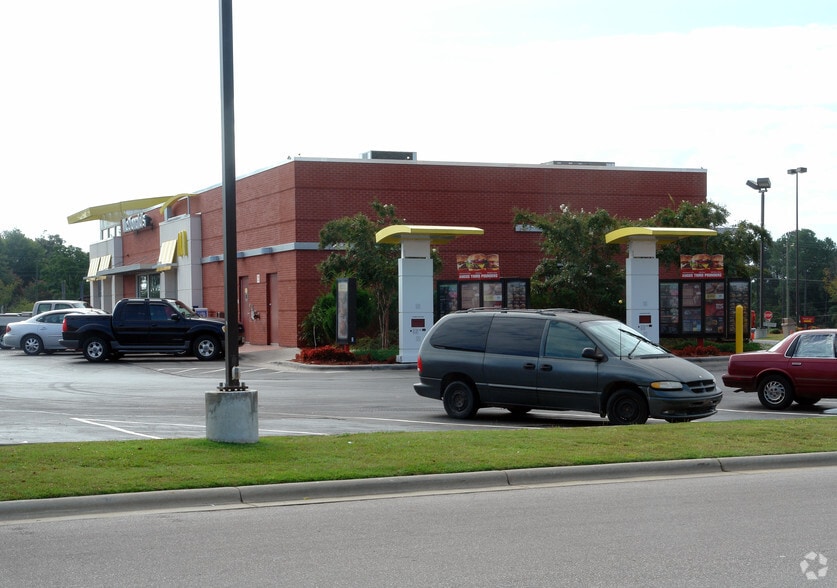 5102 N.C. Highway 87 S, Fayetteville, NC for lease - Building Photo - Image 2 of 6