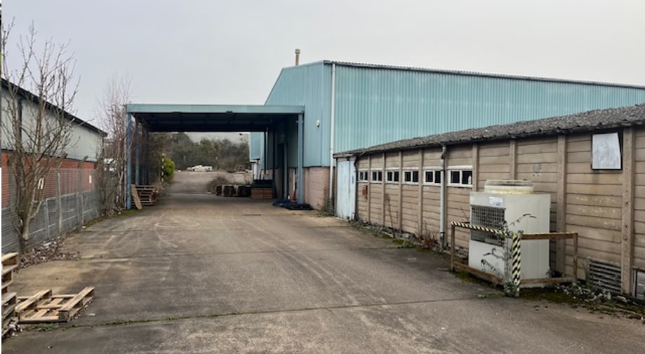 155 Masons Rd, Stratford-Upon-Avon for sale - Primary Photo - Image 1 of 1