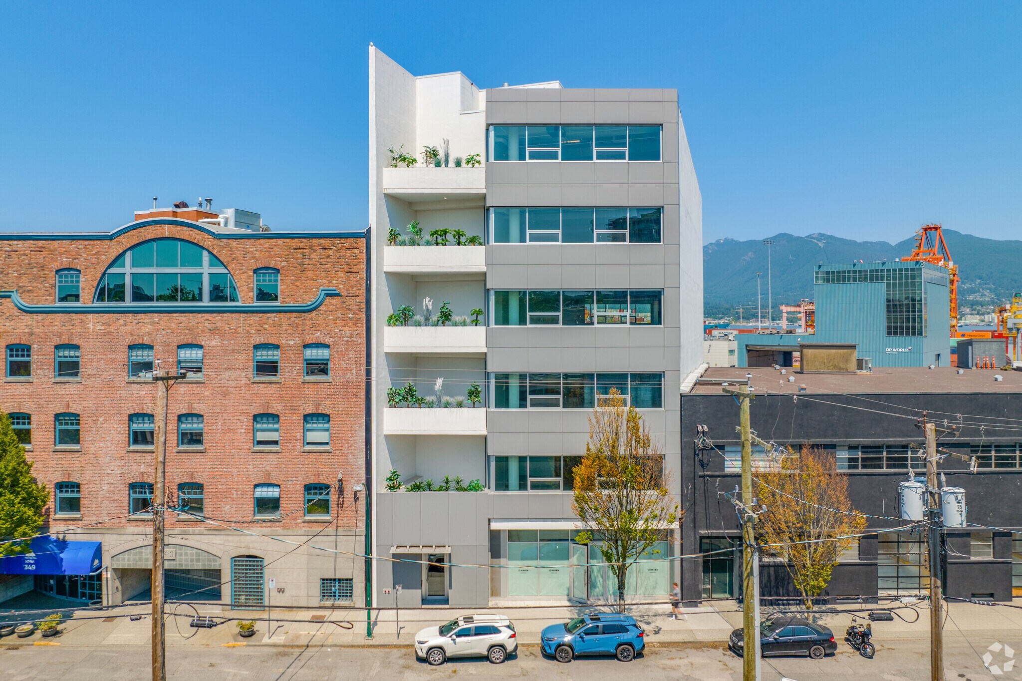 355 Railway St, Vancouver, BC à louer Photo du bâtiment- Image 1 de 11