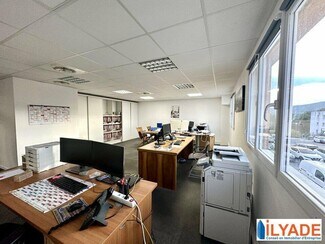 More details for 300 Avenue Des Mattes, La Ciotat - Multiple Space Uses for Lease