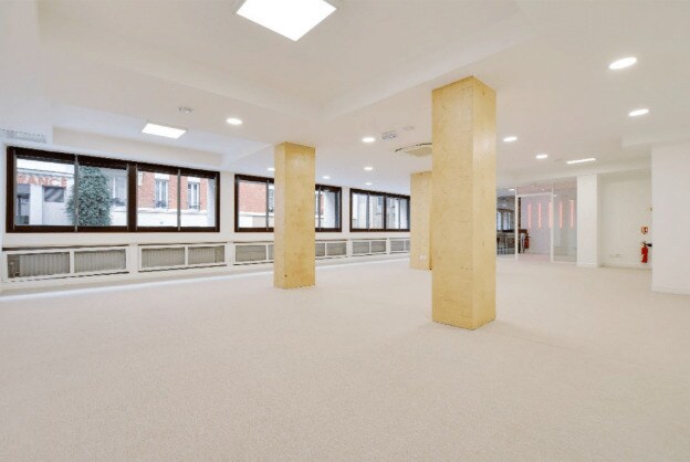 Bureau dans Paris à vendre - Photo du bâtiment - Image 3 de 9