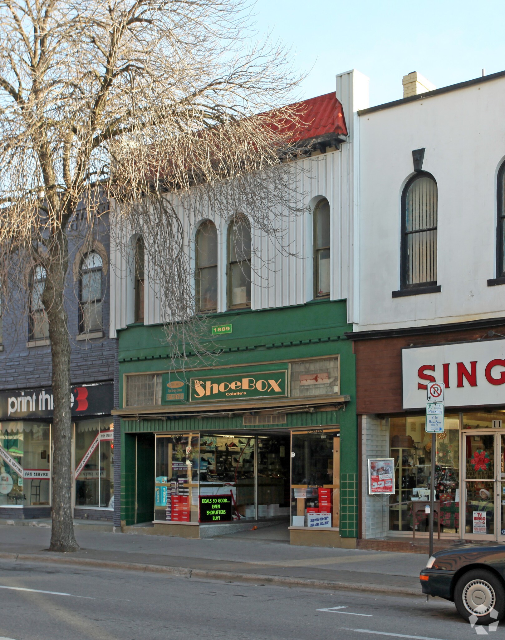 9 Simcoe St S, Oshawa, ON à vendre Photo principale- Image 1 de 1