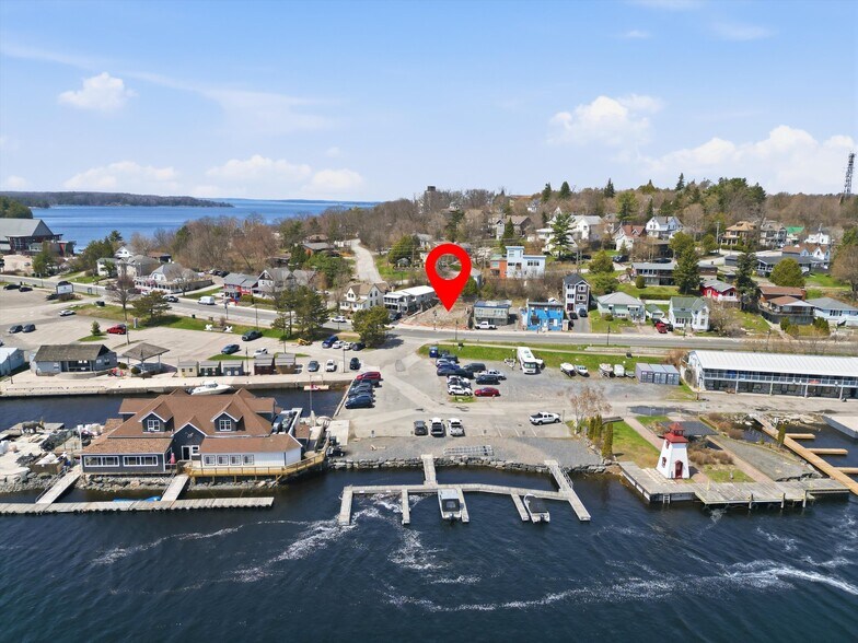 22 Bay St, Parry Sound, ON à vendre - Photo du bâtiment - Image 3 de 16