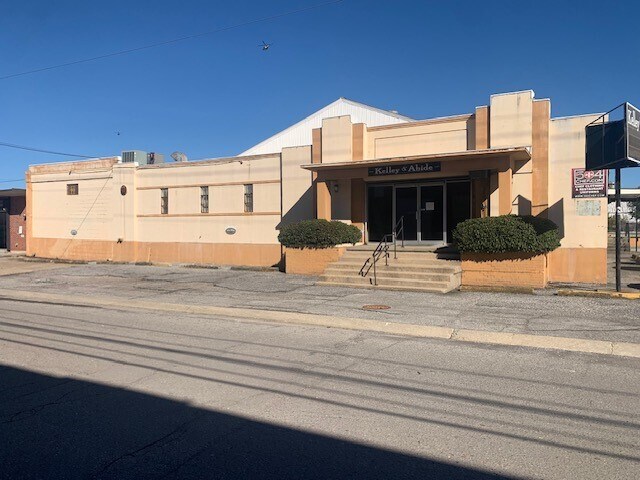 4401 Euphrosine St, New Orleans, LA à vendre - Photo du bâtiment - Image 2 de 8