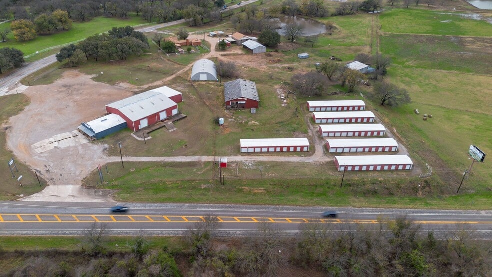 196 FM 718, Rhome, TX for sale - Building Photo - Image 2 of 3