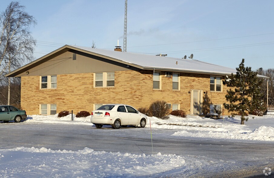 314 County Rd 8, Rockville, MN à vendre - Photo du bâtiment - Image 3 de 15