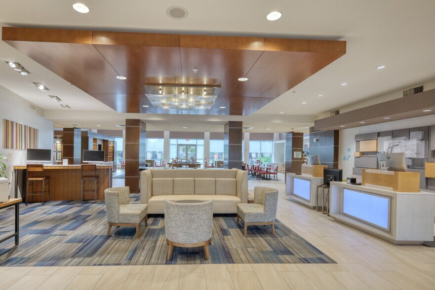 10520 Huffmeister Rd, Houston, TX à vendre - Hall d’entrée - Image 2 de 17