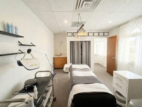 2175 N Academy Cir, Colorado Springs, CO for lease Interior Photo- Image 1 of 5