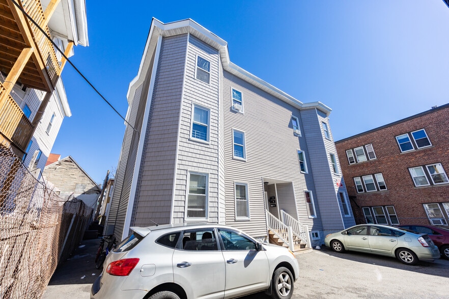 190 Washington St, Lynn, MA à vendre - Photo du bâtiment - Image 3 de 10