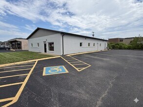 137 W Broadway, Gallatin, TN for lease Interior Photo- Image 1 of 7