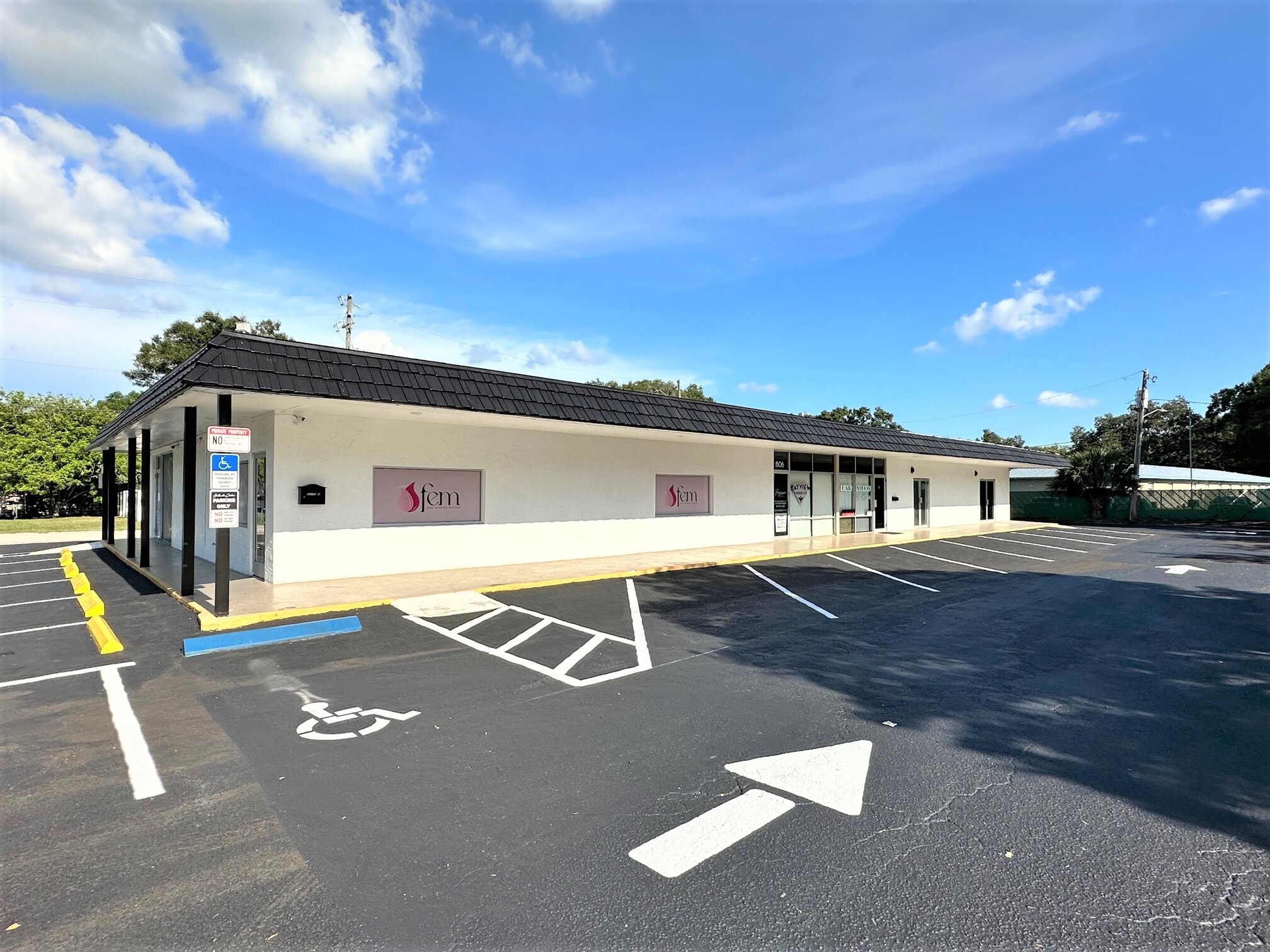 1506 54th Ave N, Saint Petersburg, FL for lease Primary Photo- Image 1 of 33