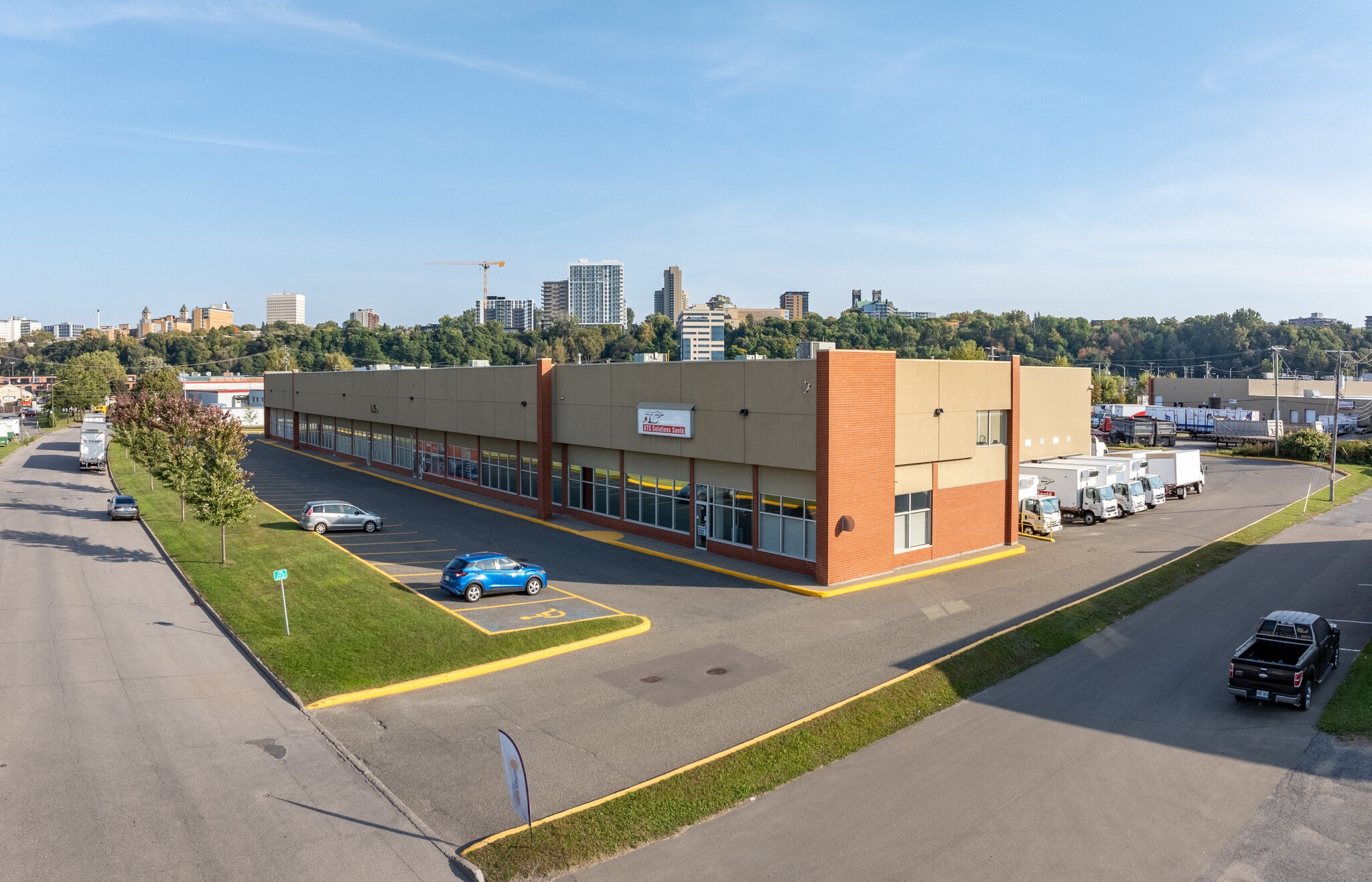1255 Rue Des Artisans, Québec, QC for lease Primary Photo- Image 1 of 7