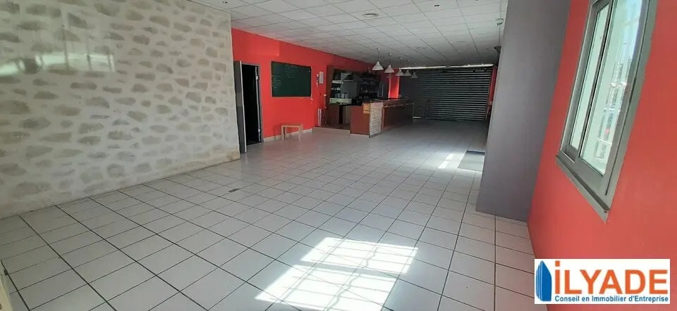 Retail in Vitrolles for lease - Interior Photo - Image 3 of 5