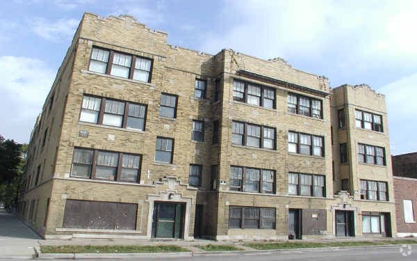 818-824 W 71st St, Chicago, IL for sale - Primary Photo - Image 1 of 4