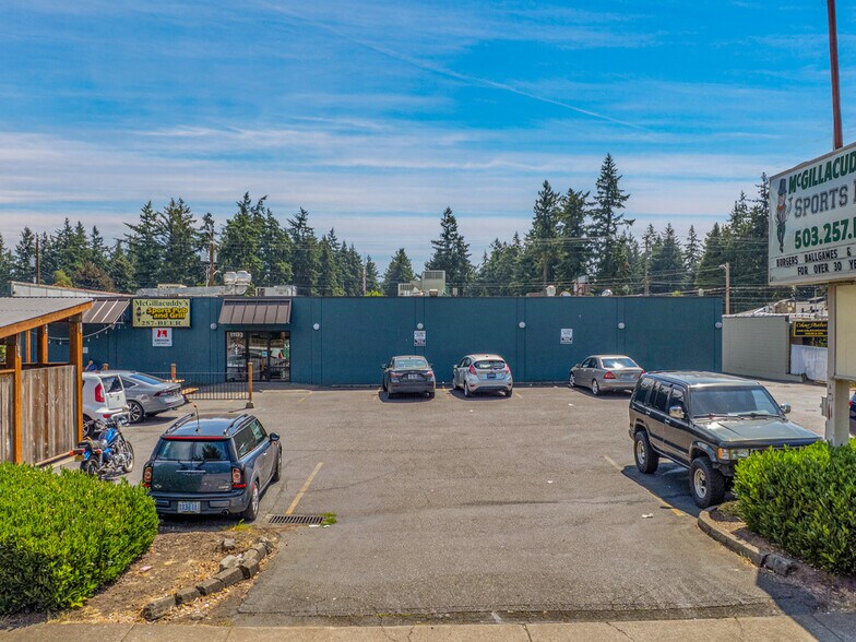 11131 NE Halsey St, Portland, OR à vendre - Photo du bâtiment - Image 2 de 14