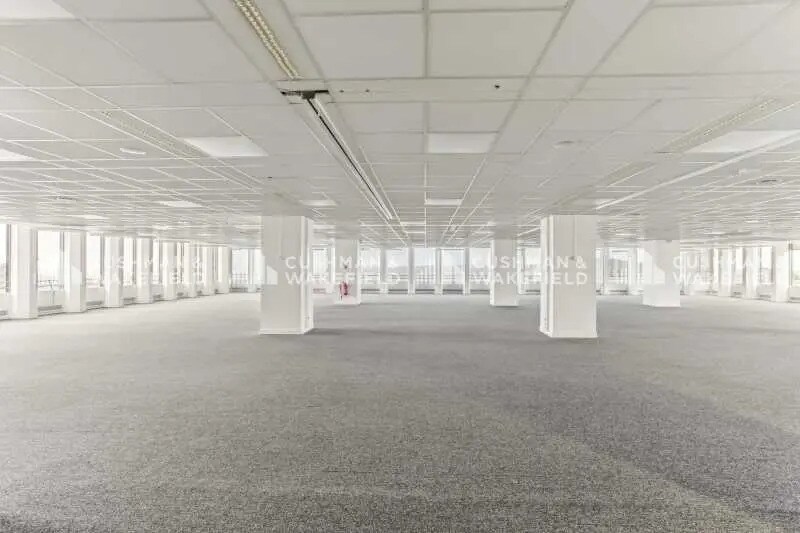 Office in Puteaux for sale Interior Photo- Image 1 of 25