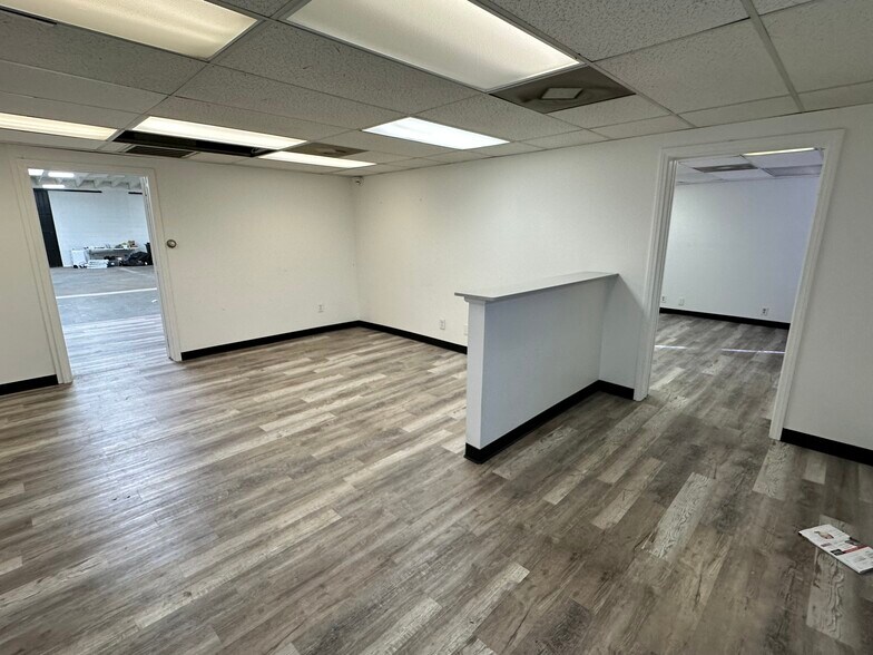 921-923 Logan St, Santa Ana, CA à vendre - Photo intérieure - Image 3 de 11