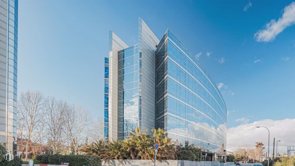 Calle de Eucalipto, 25, Madrid, Madrid à louer - Vidéo sur l’inscription commerciale - Image 2 de 21