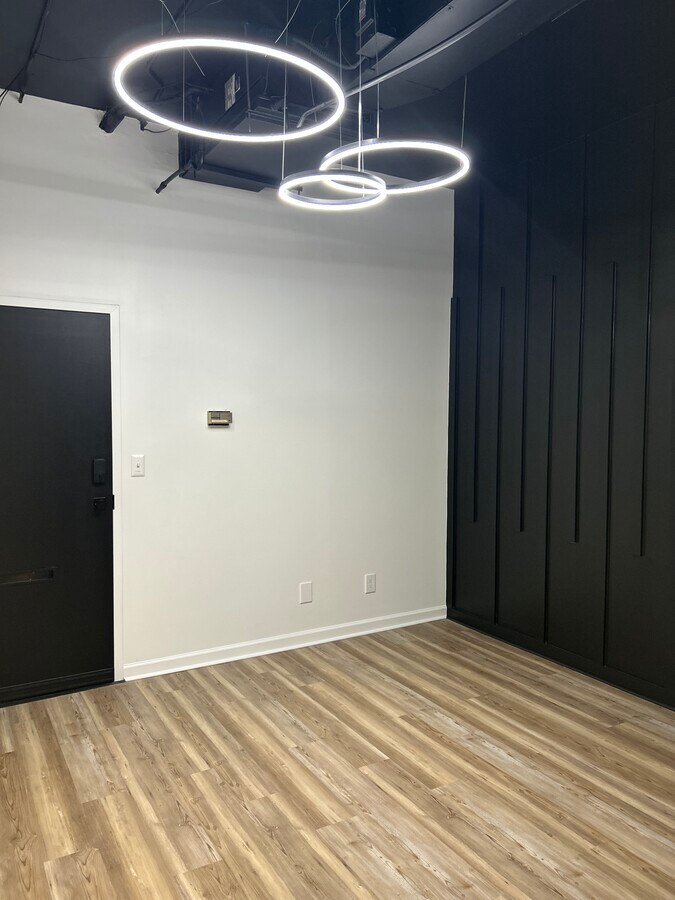 3623 Latrobe Dr, Charlotte, NC 28211 - Unit 103 - - Interior Photo - Image 2 of 6