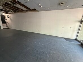 7909 Norfolk Ave, Bethesda, MD for lease Interior Photo- Image 2 of 4