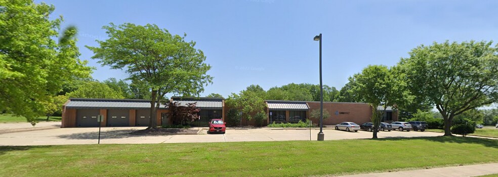 6200 Main St, Grandview, MO for lease - Building Photo - Image 1 of 11