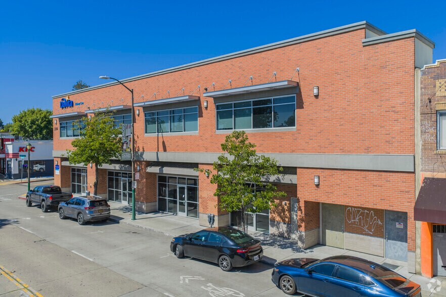 3810-3814 MacArthur Blvd, Oakland, CA à louer - Photo du bâtiment - Image 2 de 7
