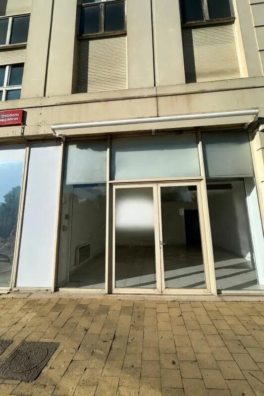 Retail in Montpellier for lease Building Photo- Image 1 of 4