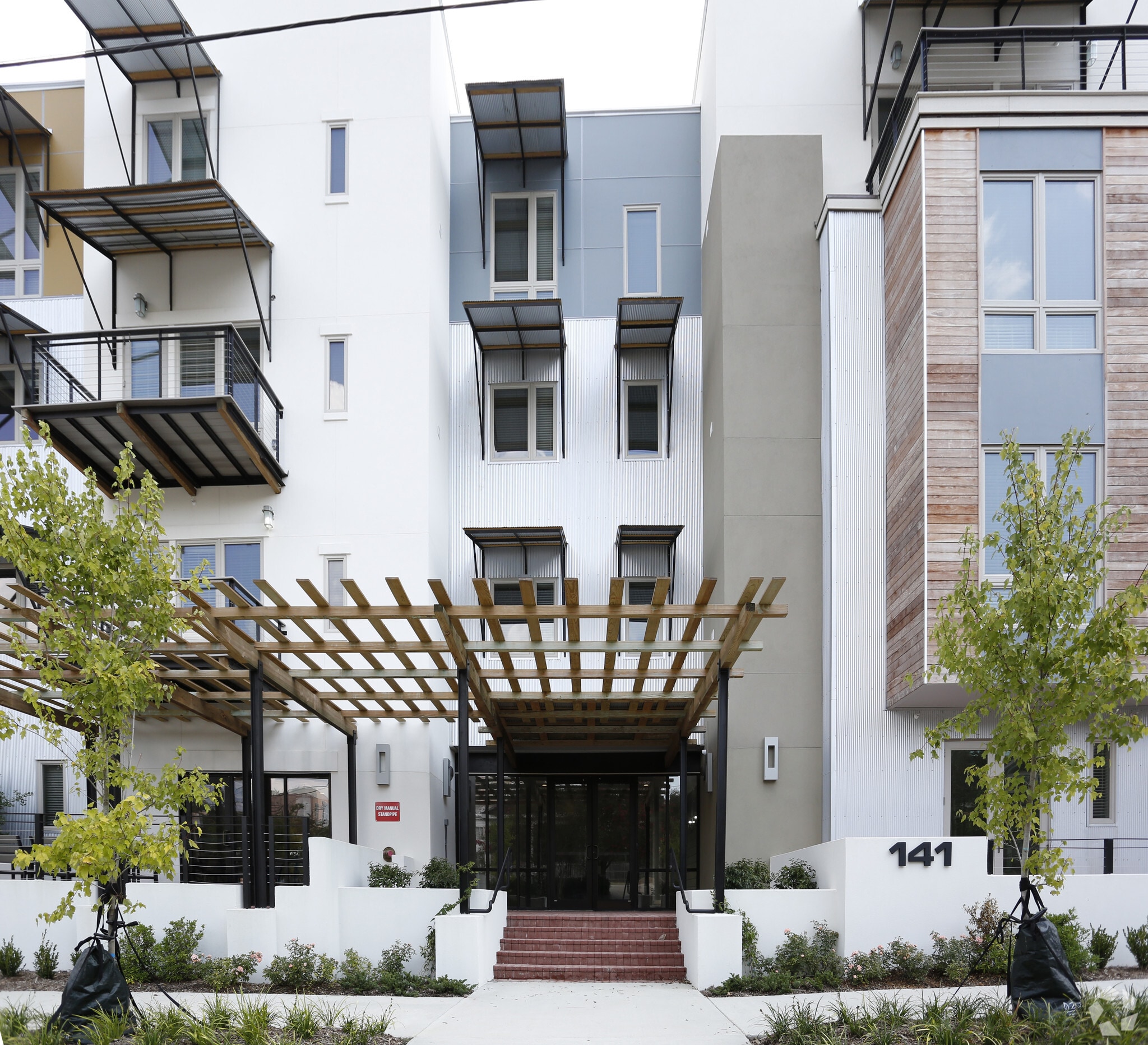 141 Napoleon St, Baton Rouge, LA à vendre Photo principale- Image 1 de 73