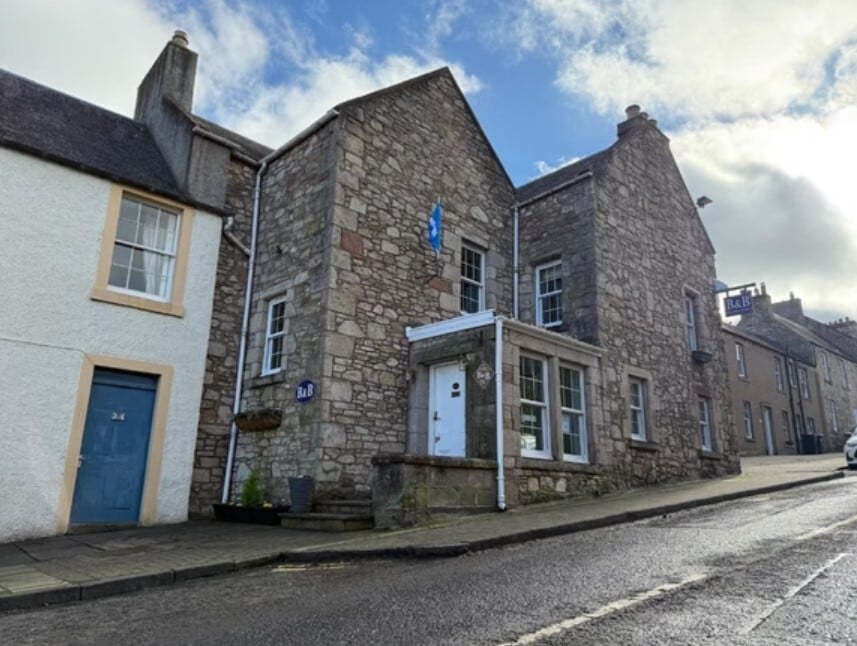 48 Castlegate, Jedburgh for sale Building Photo- Image 1 of 11