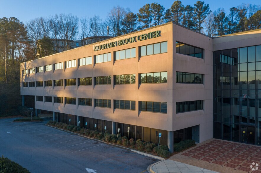 2700 Highway 280 S, Birmingham, AL à louer - Photo du bâtiment - Image 2 de 7