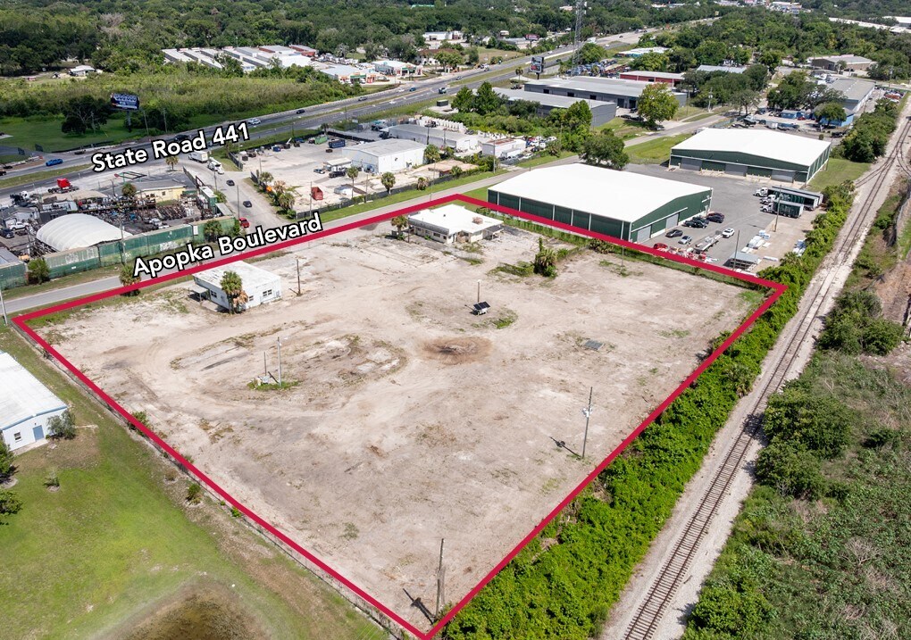 8008 Apopka Boulevard Blvd, Apopka, FL à vendre Photo du bâtiment- Image 1 de 5