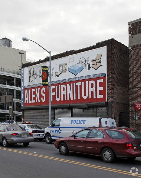 149-26 Jamaica Ave, Jamaica, NY à vendre - Photo du bâtiment - Image 2 de 2