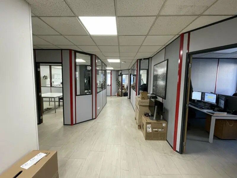 213 Rue De Gerland, Lyon à louer Photo intérieure- Image 1 de 7