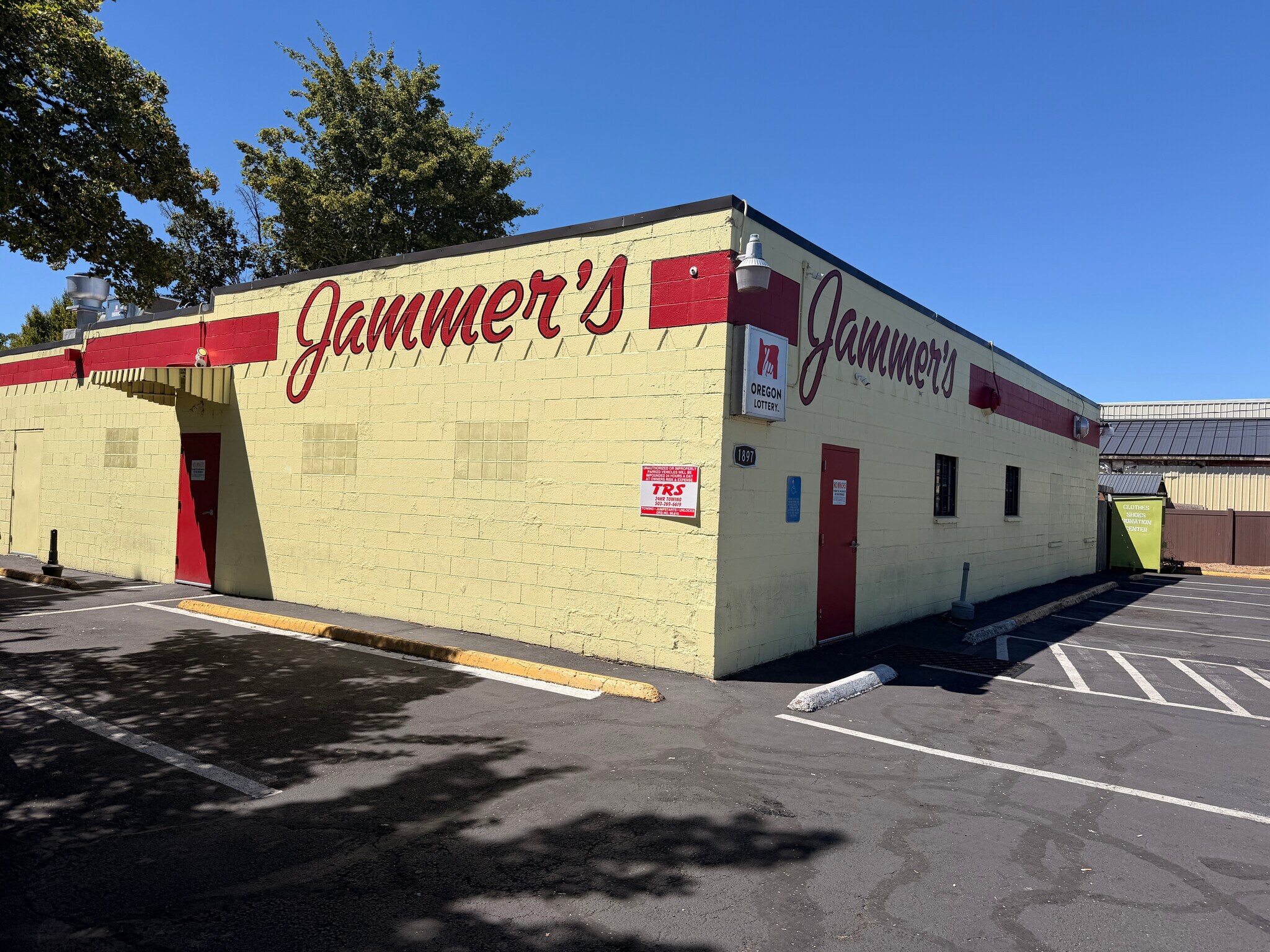 1895 12th St SE, Salem, OR à vendre Photo du bâtiment- Image 1 de 3