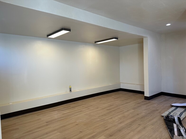461-475 S Bascom Ave, San Jose, CA for lease - Building Photo - Image 3 of 7