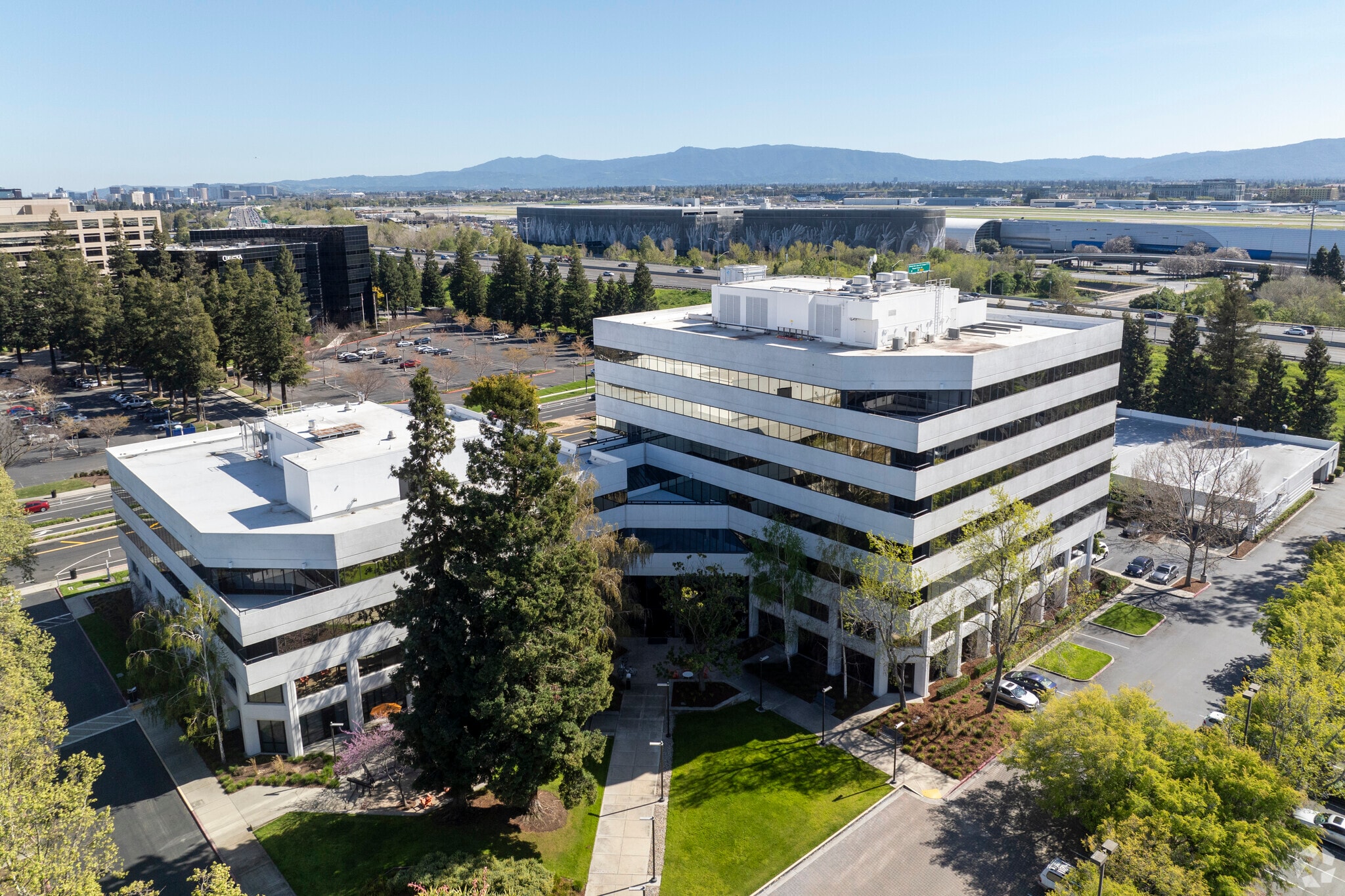 2001 Gateway Pl, San Jose, CA for lease Primary Photo- Image 1 of 19