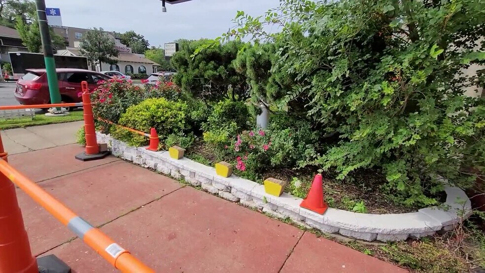 4211 N Cicero Ave, Chicago, IL à louer - Vidéo sur l’inscription commerciale - Image 3 de 57