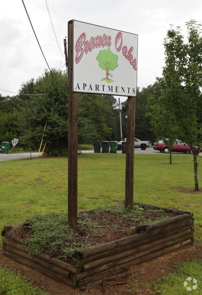 417 Tallapoosa St, Bremen, GA à vendre - Photo du bâtiment - Image 3 de 24