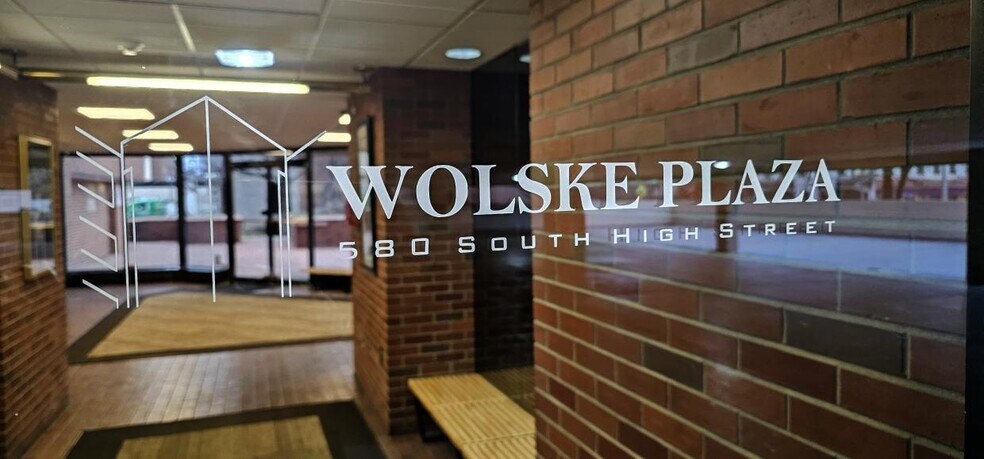 580 S High St, Columbus, OH à louer - Photo intérieure - Image 3 de 16