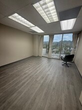 15720 Ventura Blvd, Encino, CA for sale Interior Photo- Image 2 of 6