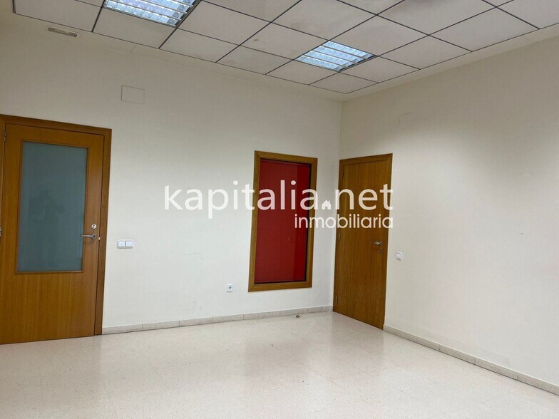 Office in Ontinyent, Valencia for lease - Building Photo - Image 1 of 5