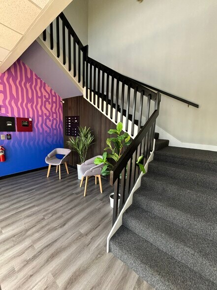 120 Amaral St, East Providence, RI à louer - Hall d’entrée - Image 2 de 11