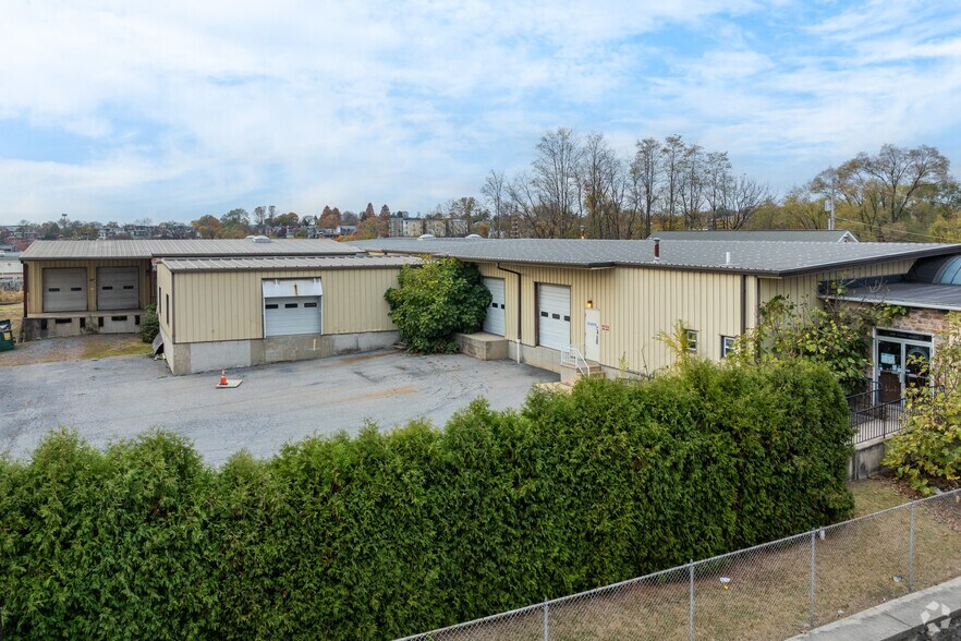 500 N 8th St, Reading, PA à louer - Photo du bâtiment - Image 2 de 24