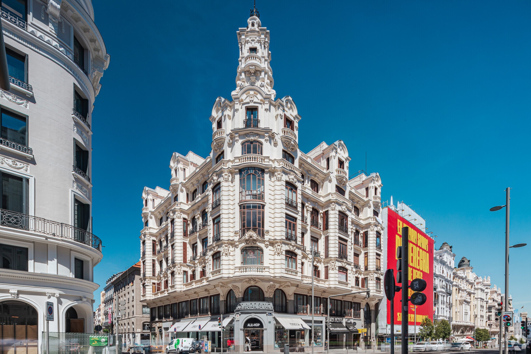 Calle Gran Vía, 16, Madrid, Madrid à louer Photo principale- Image 1 de 4