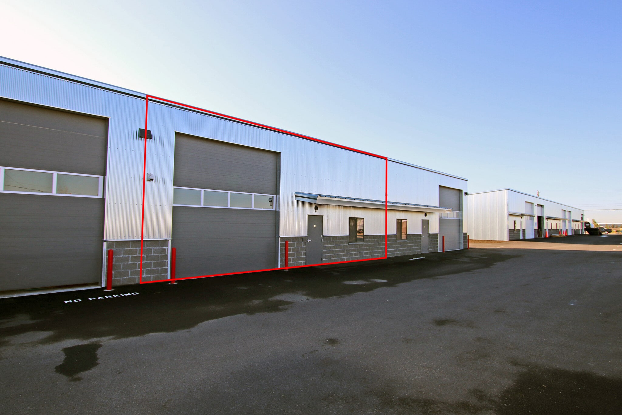 688 SW Veterans Way, Redmond, OR for lease Primary Photo- Image 1 of 10