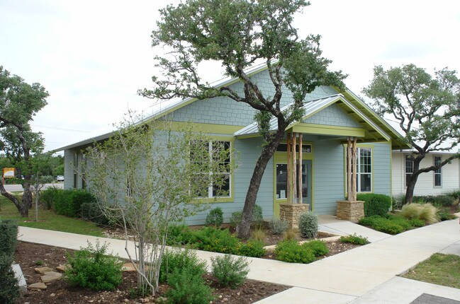 More details for 800 Crystal Falls Pky, Leander, TX - Office for Sale